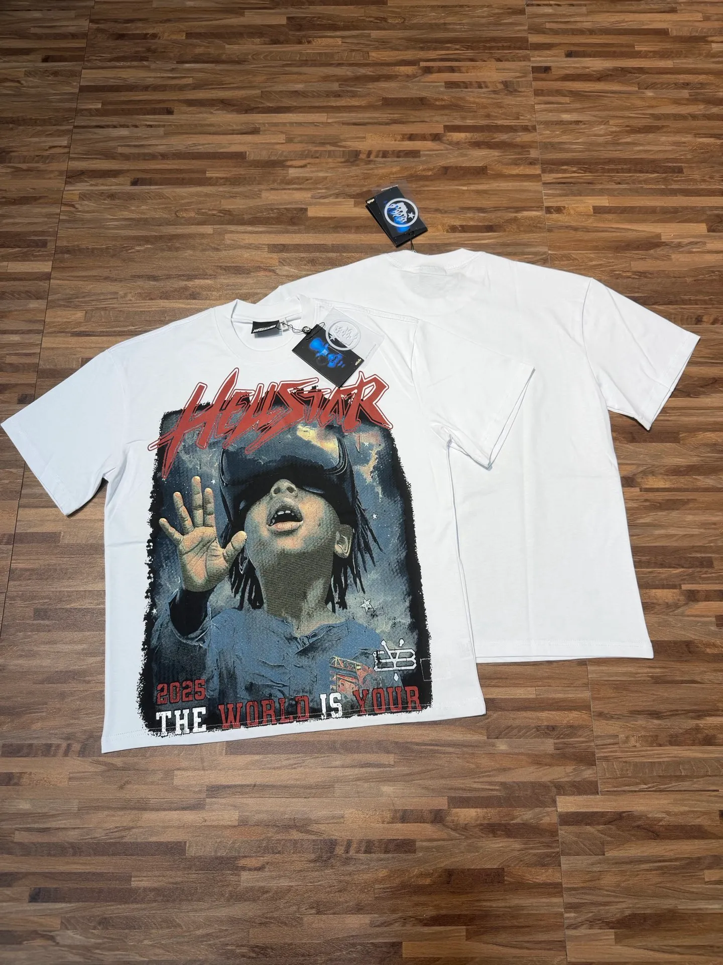 #Active Black/Ivory White I In Stock Real Shot Hellstar Hellstar Cross-border European and American style, street fashion brand pure cotton T-shirt Fabric (fabric): 32 counts, weight combed double yarn pure cotton Sizes (size): S-M L X L Color (colour): Active Black/Ivory White